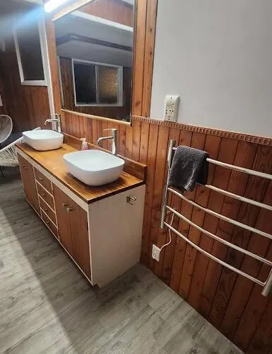 Rod & Mandy's Homestead